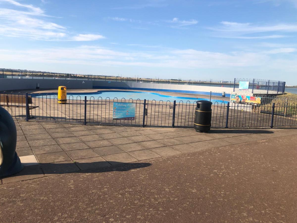 Strand Beach View House Gillingham  Esterno foto